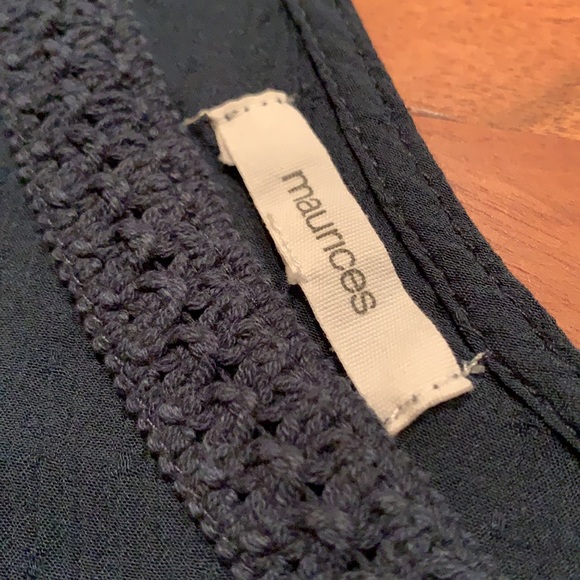 Maurices Flirty Feminine Top - Picture 3 of 8